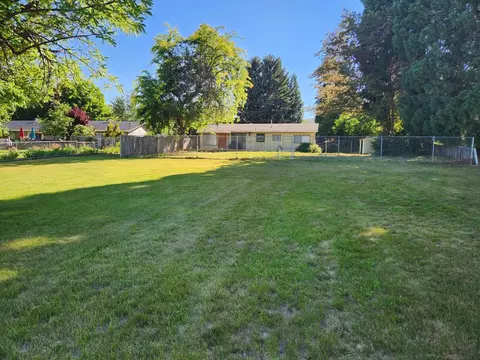25431 Glenburn Rd, Fall River Mills, CA 96028 photo 12