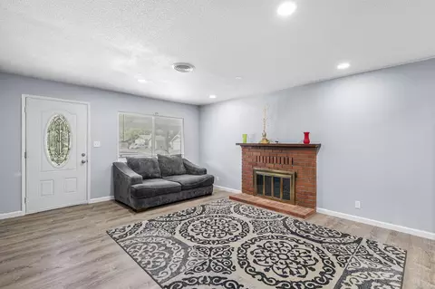 1970 Wilder Dr, Redding, CA 96001 photo 5