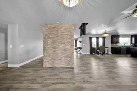7853 Sans Souci Dr, Redding, CA 96001 photo 8