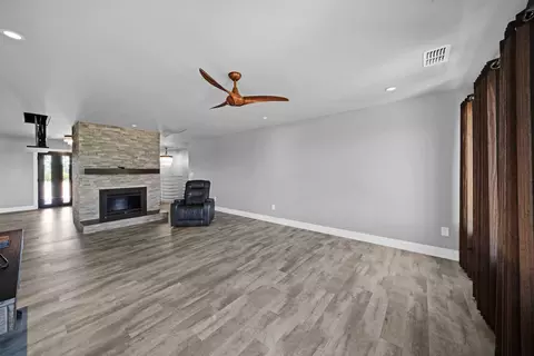 7853 Sans Souci Dr, Redding, CA 96001 photo 11