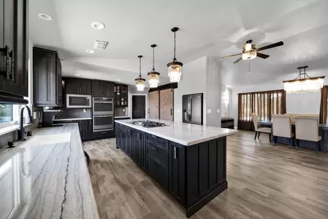 7853 Sans Souci Dr, Redding, CA 96001