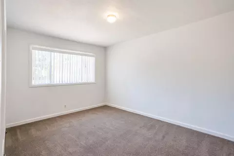 1105 5th St, Redding, CA 96002 photo 8