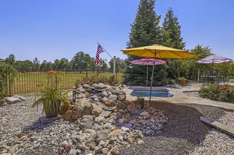 2148 Hope Ln, Redding, CA 96003 photo 47