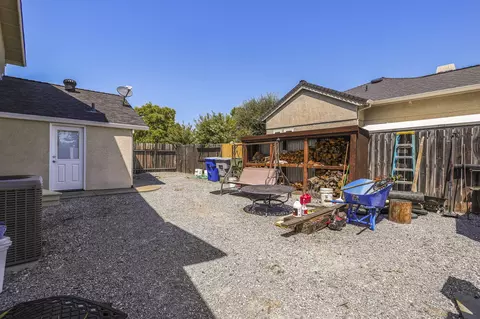 2148 Hope Ln, Redding, CA 96003 photo 55