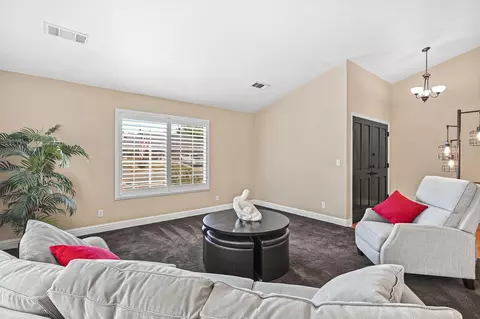 2148 Hope Ln, Redding, CA 96003 photo 8