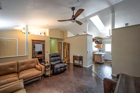 12265 Randolph Rd, Redding, CA 96003 photo 6
