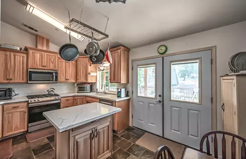 12265 Randolph Rd, Redding, CA 96003 photo 10
