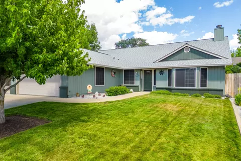 1543 Hominy Way, Redding, CA 96003
