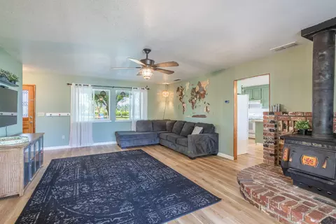 1455 3rd St, Anderson, CA 96007 photo 9