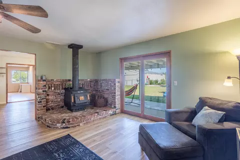 1455 3rd St, Anderson, CA 96007 photo 8