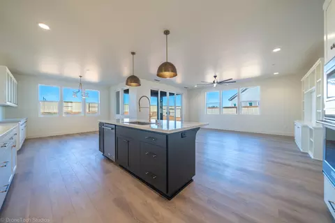3052 Spencer Trl, Redding, CA 96002 photo 16
