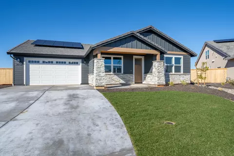 3052 Spencer Trl, Redding, CA 96002 photo 4