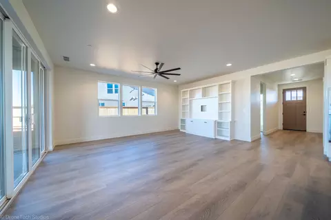 3052 Spencer Trl, Redding, CA 96002 photo 8