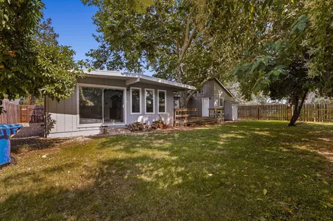 1212 C St, Redding, CA 96002 photo 32