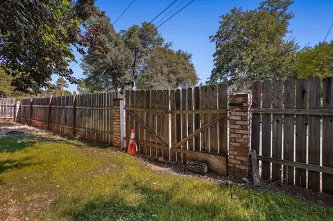 1212 C St, Redding, CA 96002 photo 33