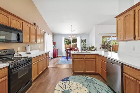 1305 Hermitage Ct, Redding, CA 96002 photo 10