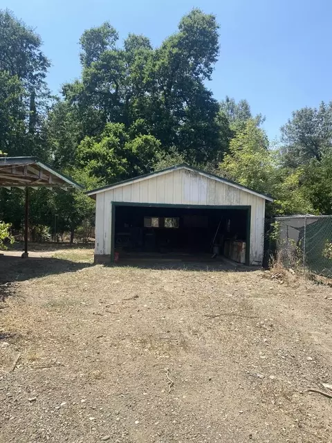 2800 Henderson Rd, Redding, CA 96002 photo 18