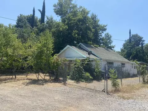 2800 Henderson Rd, Redding, CA 96002