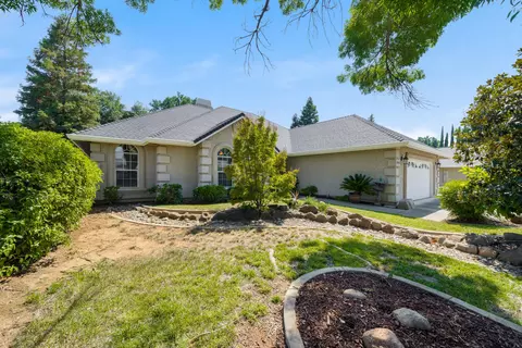 2463 Castlewood Dr, Redding, CA 96002 photo 3