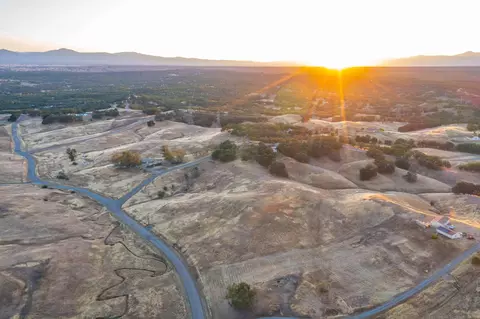000 Eastridge Dr, Red Bluff, CA 96080