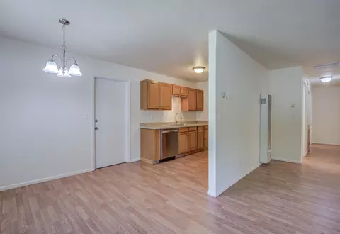 2315 Galaxy Way, Redding, CA 96002 photo 7