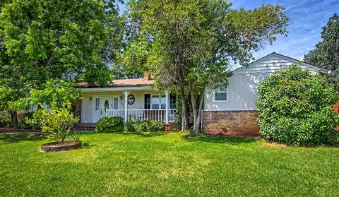 2000 West St, Redding, CA 96001