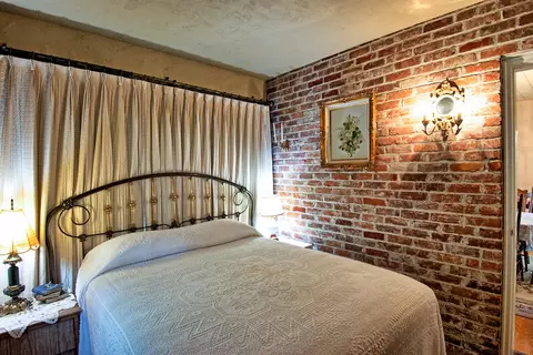Bedroom - 2000 West St, Redding, CA 96001 photo 1 of 4