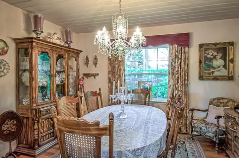 Dining - 2000 West St, Redding, CA 96001 photo 1 of 4