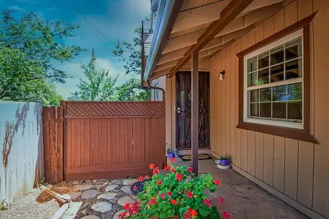 Exterior - 2000 West St, Redding, CA 96001 photo 11 of 11