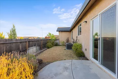434 Belvedere Dr, Redding, CA 96003 photo 22