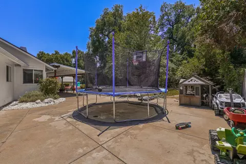 3163 Seedling Dr, Redding, CA 96001 photo 17