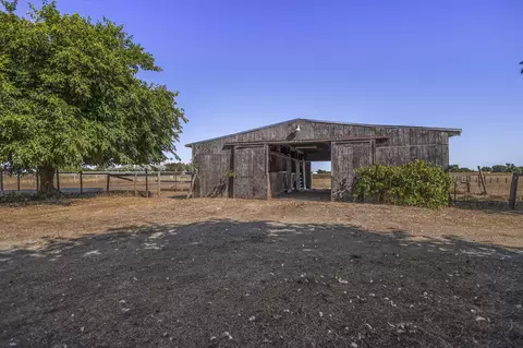 21992 Peacock Way, Red Bluff, CA 96080 photo 38