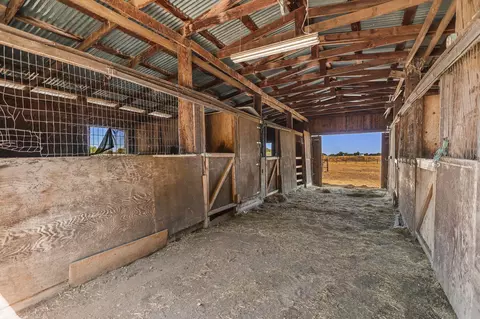 21992 Peacock Way, Red Bluff, CA 96080 photo 40