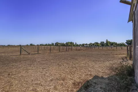 21992 Peacock Way, Red Bluff, CA 96080 photo 41