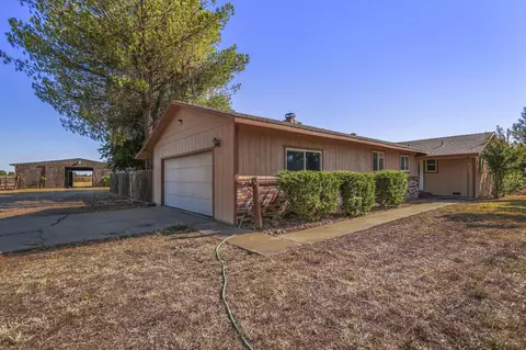 21992 Peacock Way, Red Bluff, CA 96080 photo 3