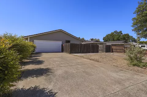 1920 Shasta Pines Way, Redding, CA 96002 photo 3