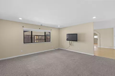 1920 Shasta Pines Way, Redding, CA 96002 photo 8