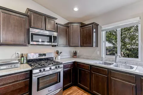 3298 Bridgewater Ct, Redding, CA 96003 photo 7