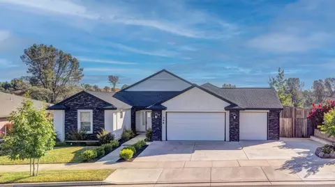 346 Stinson Loop, Redding, CA 96003