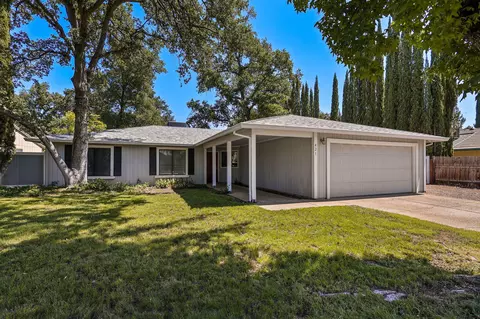 421 Basalt Ct, Redding, CA 96003