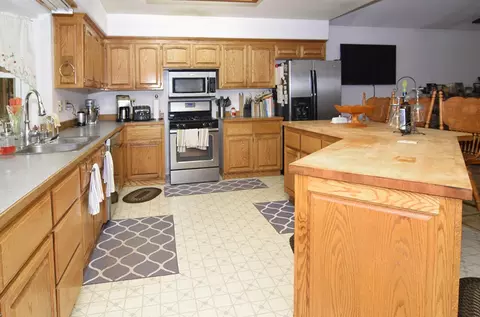 29785 Terry Mill Rd, Round Mountain, CA 96084 photo 9