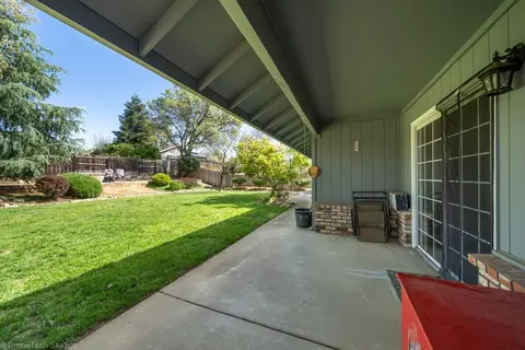 1531 Hominy Way, Redding, CA 96003 photo 12