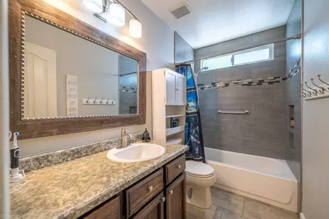 1531 Hominy Way, Redding, CA 96003 photo 17