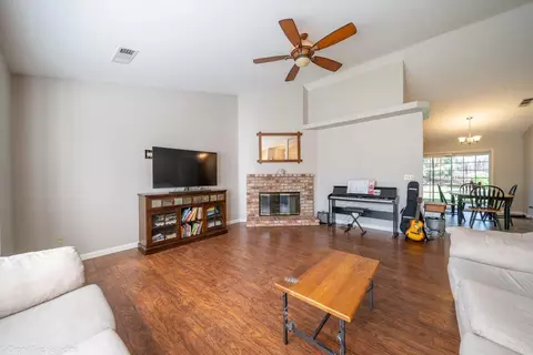 1531 Hominy Way, Redding, CA 96003 photo 14