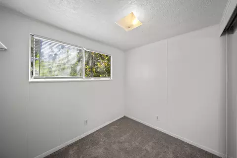 9384 Winegar Rd, Redding, CA 96003 photo 11