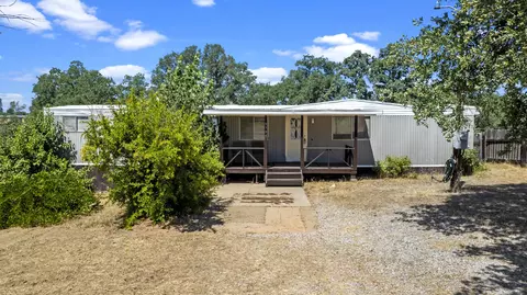 9384 Winegar Rd, Redding, CA 96003