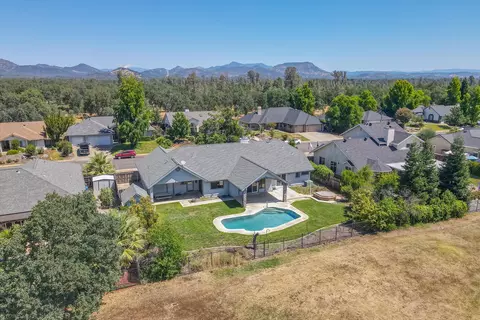 2156 Hope, Redding, CA 96003 photo 30