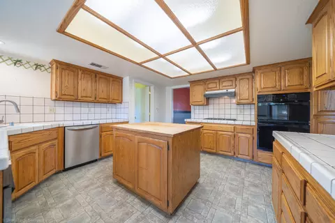 2156 Hope, Redding, CA 96003 photo 8