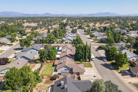 1572 Lavender Way, Redding, CA 96003 photo 43