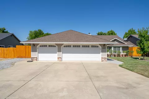 1572 Lavender Way, Redding, CA 96003